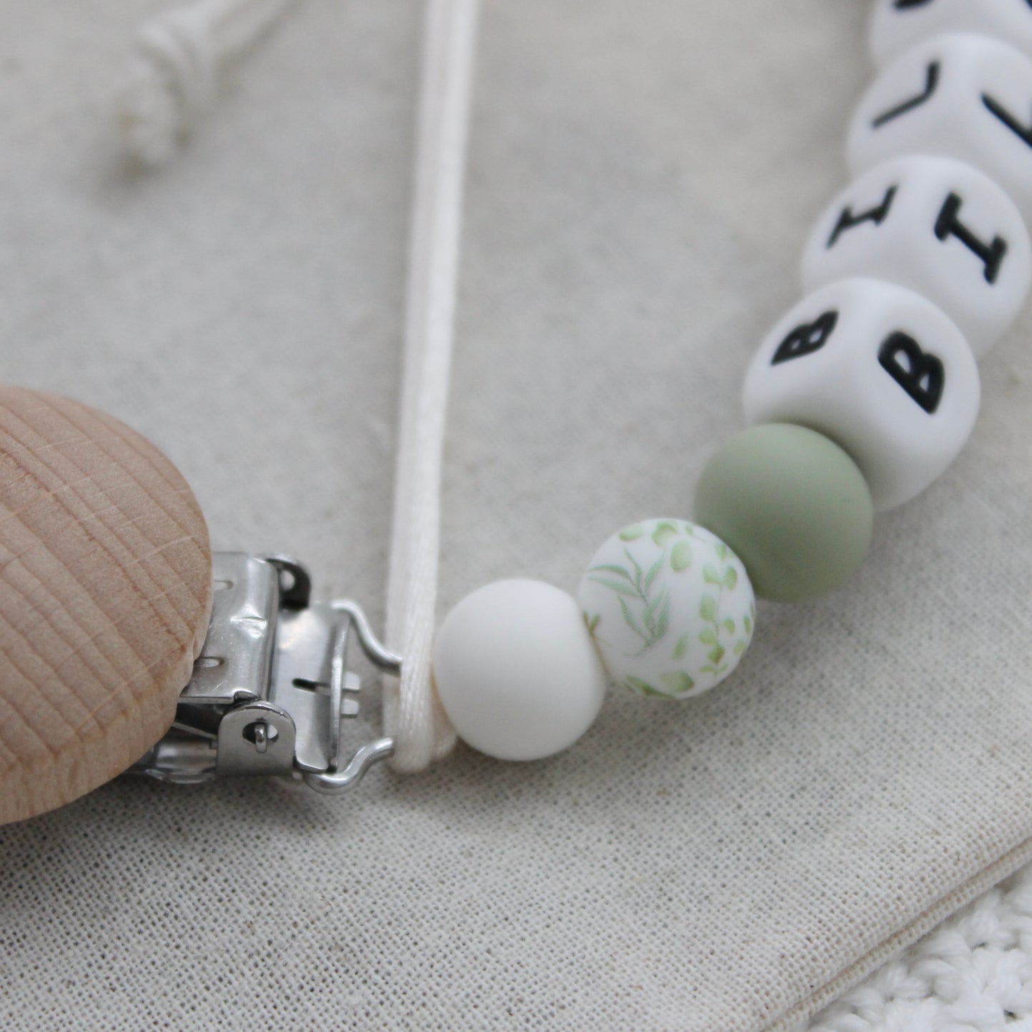 Leafy Green Dummy Chain